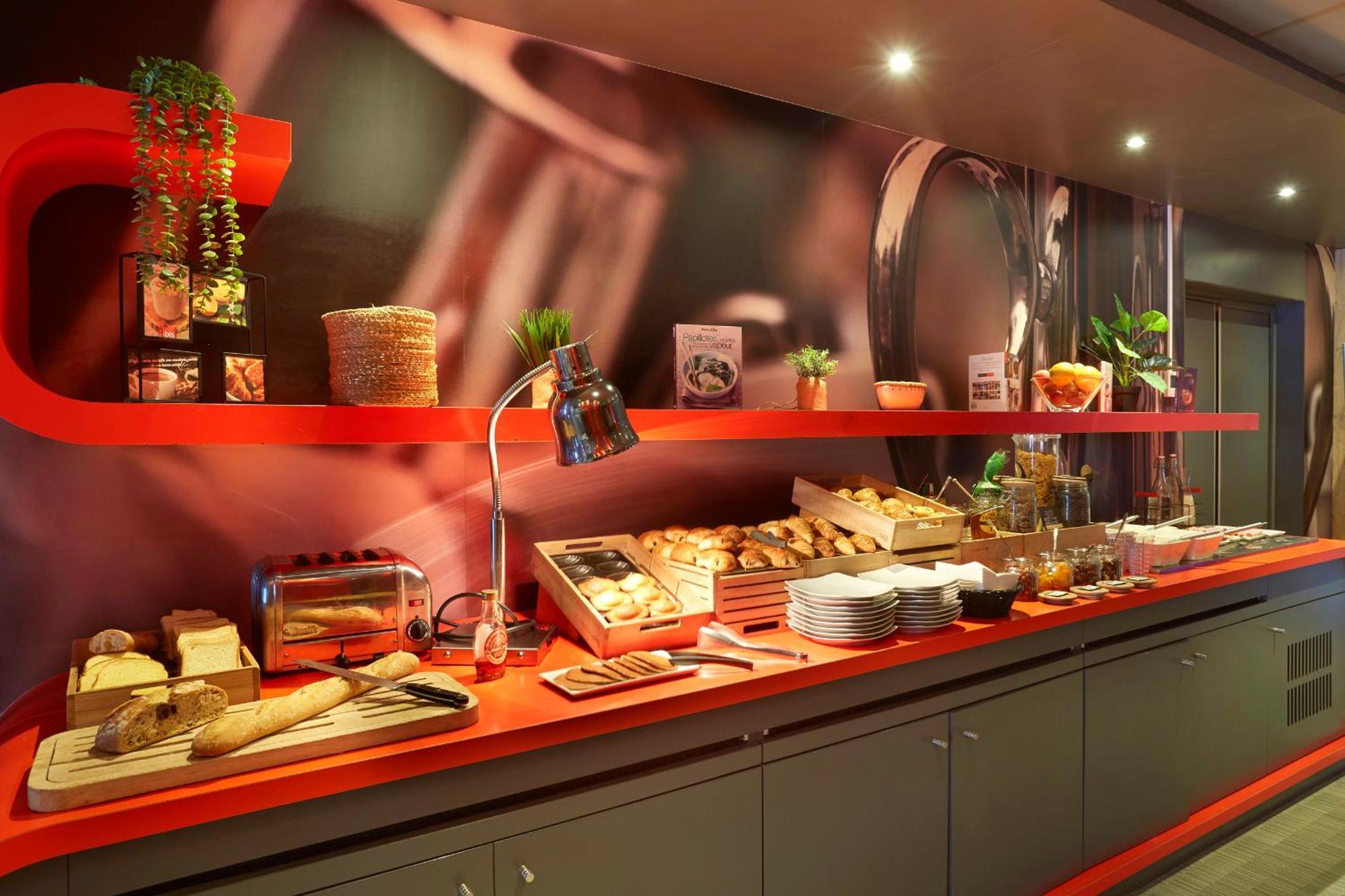Ibis Lorient Centre Gare Hotel Ngoại thất bức ảnh