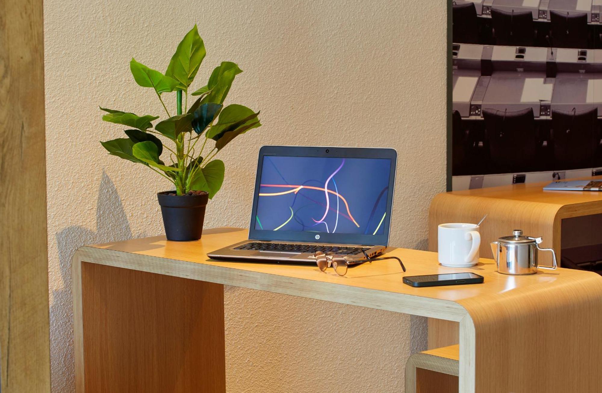 Ibis Lorient Centre Gare Hotel Ngoại thất bức ảnh